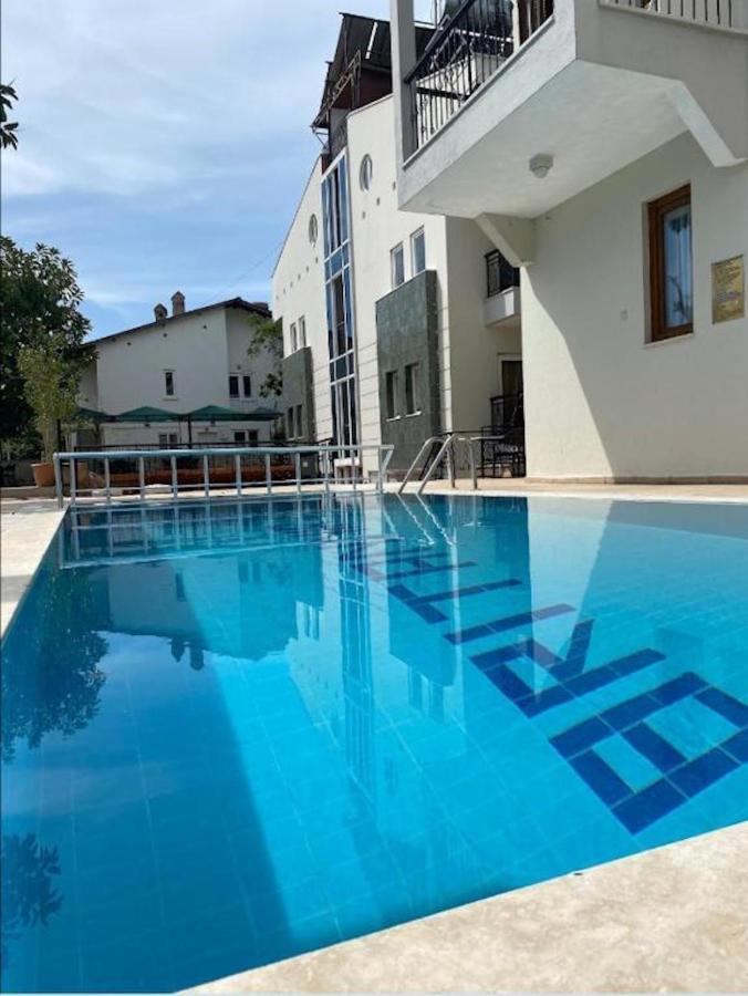 London House Hotel Кемер Екстериор снимка